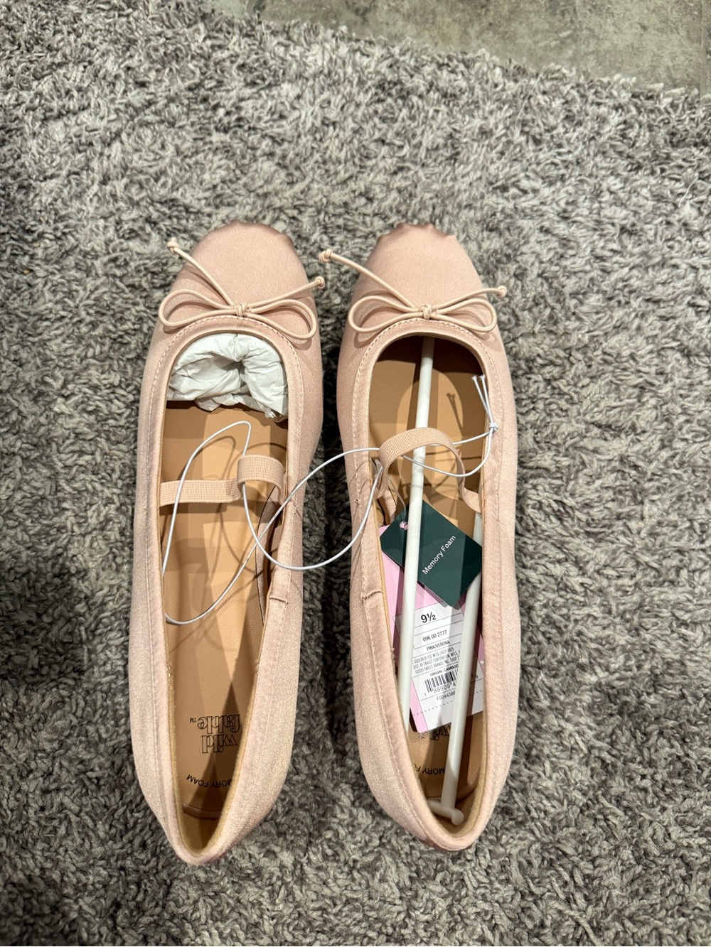 🐻 Wild Fable Verona Satin Ballet Flats in pink